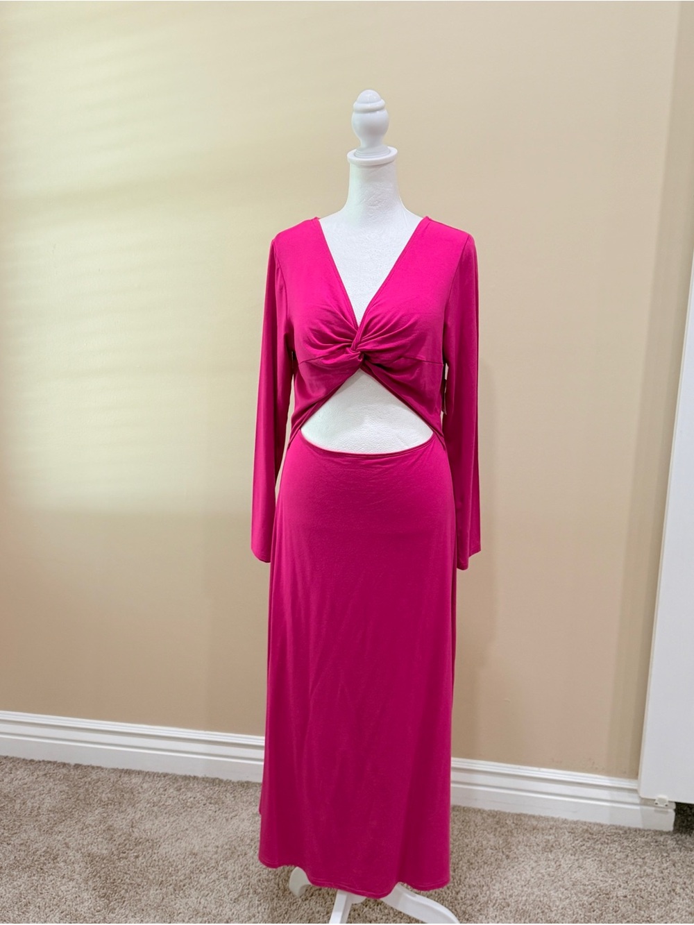 OLD NAVY Fuchsia Pink Fit & Flare Twist Front Cutout Midi Dress Sz Large NWT - Picture 2 of 8